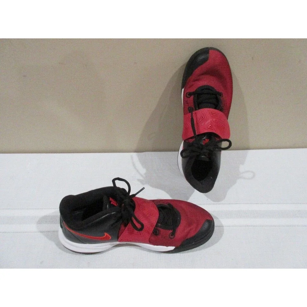 Nike Kyrie Fly Trap III 